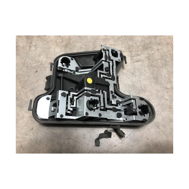 Platine feu arriere gauche AUDI A4 2 PHASE 1 d’occasion