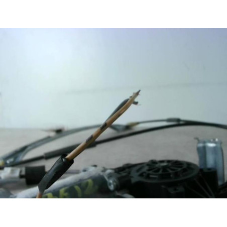 Leve vitre electrique avant gauche PEUGEOT 206+ d’occasion