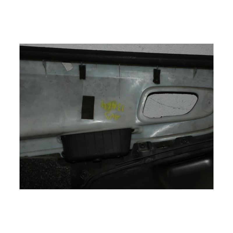 Panneau de porte avant droit SUZUKI IGNIS 2 d’occasion