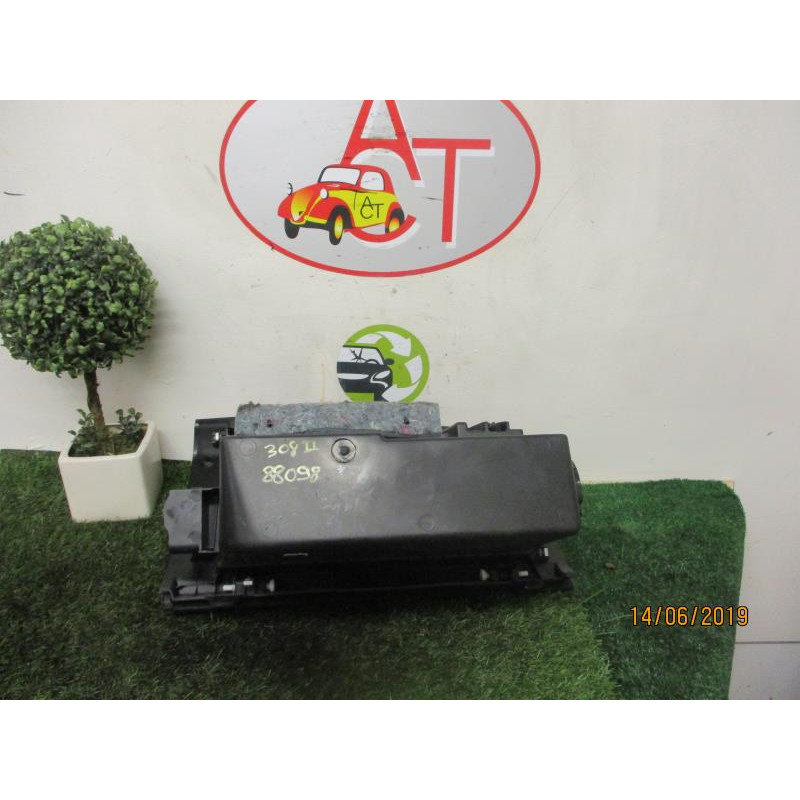 Boite a gants PEUGEOT 308 II d’occasion