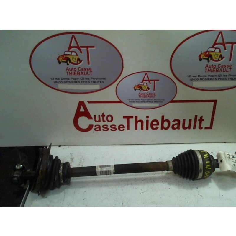 Cardan gauche (transmission) RENAULT TWINGO II PHASE 1 d’occasion