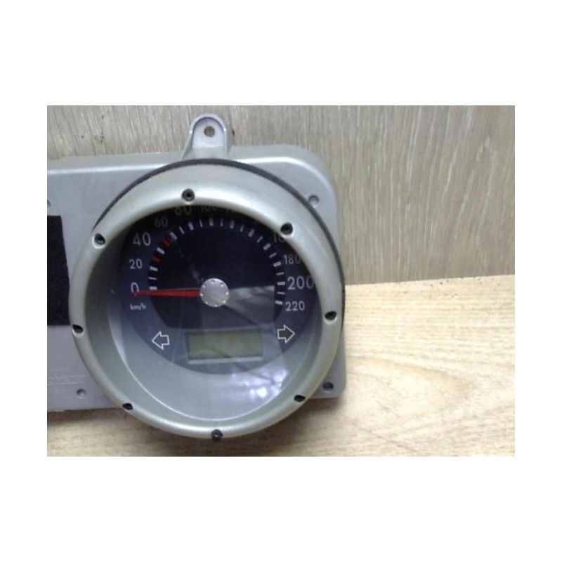 Compteur VOLKSWAGEN POLO 3 PHASE 2 d’occasion