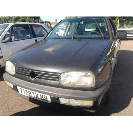 Vitre arriere gauche VOLKSWAGEN GOLF d’occasion