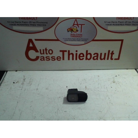 Interrupteur de leve vitre arriere droit OPEL CORSA (D) PHASE 1 d’occasion