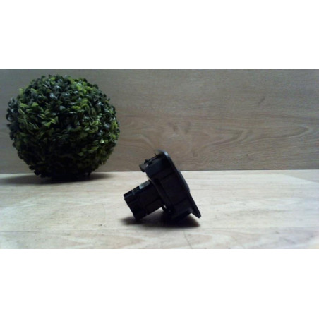 Bouton/Interrupteur RENAULT SCENIC 3 PHASE 3 d’occasion