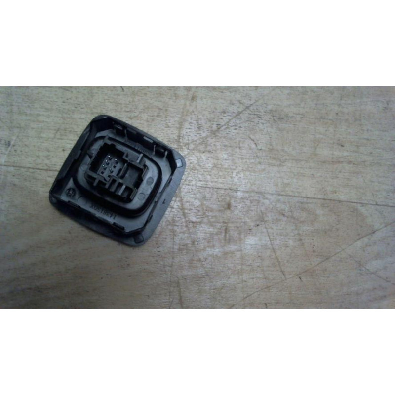 Bouton/Interrupteur RENAULT SCENIC 3 PHASE 3 d’occasion