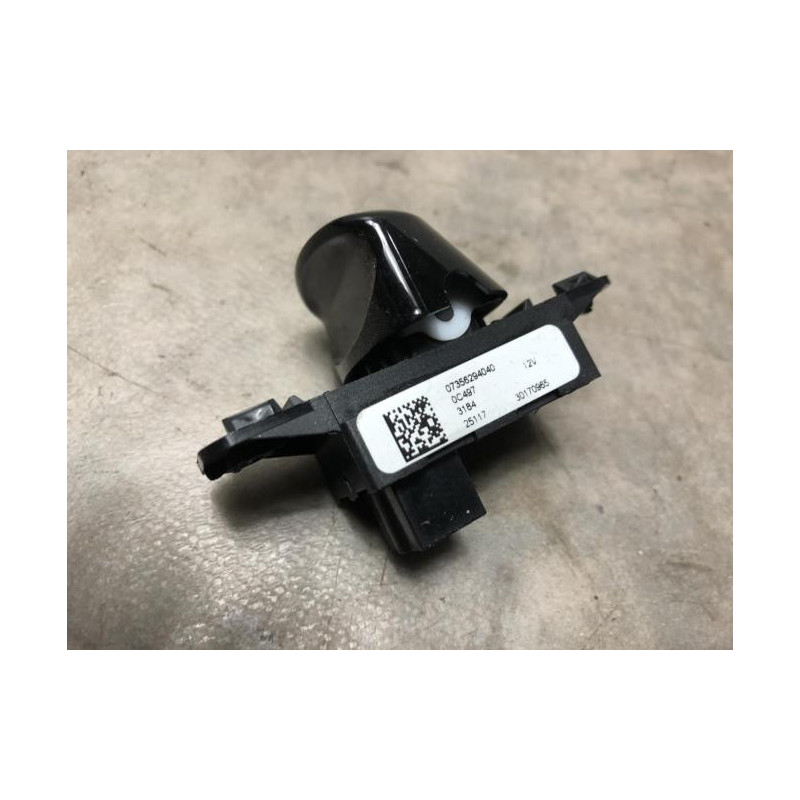 Interrupteur de leve vitre avant droit FIAT 500 2 PHASE 2 d’occasion