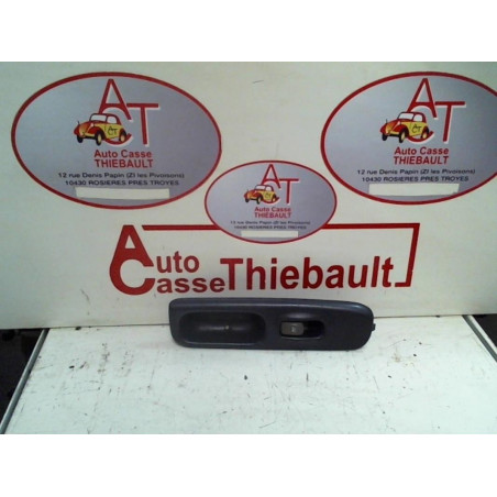 Interrupteur de leve vitre avant droit RENAULT TWINGO I d’occasion