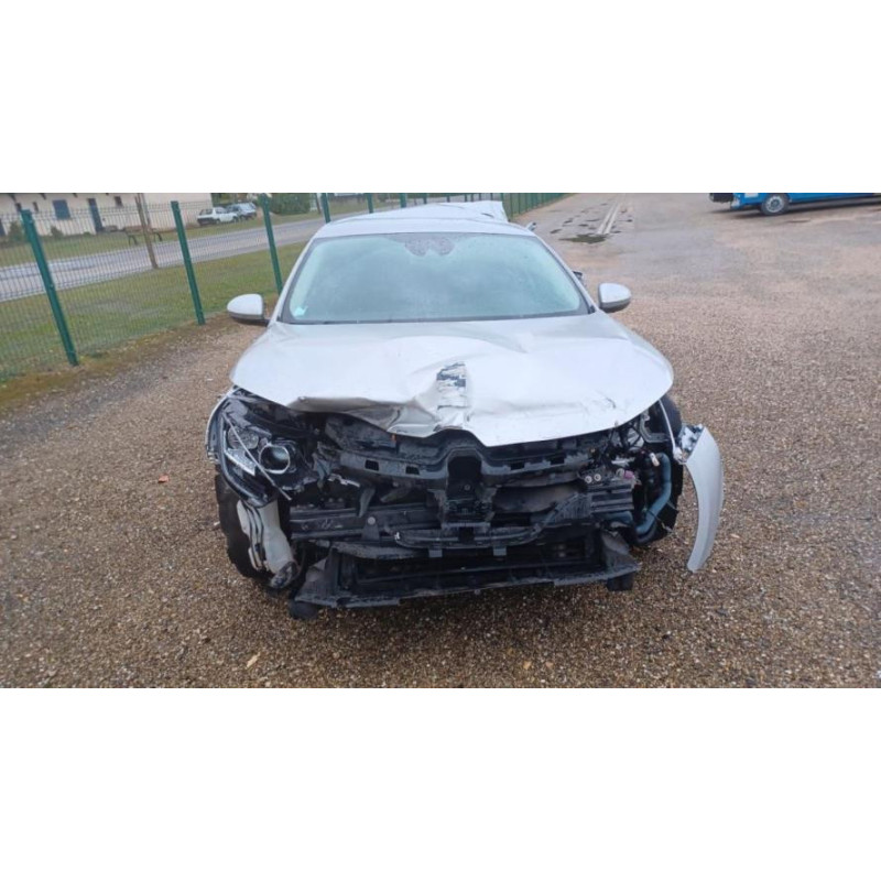 Ecran GPS RENAULT MEGANE 4 PHASE 1 d’occasion