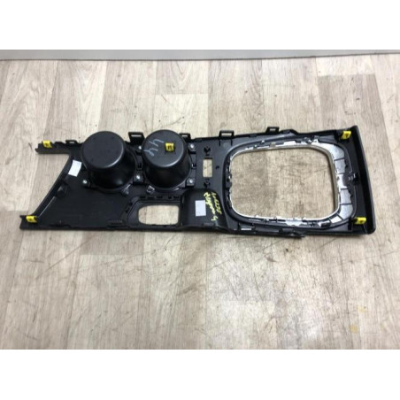 Porte gobelet RENAULT MEGANE 4 PHASE 1 d’occasion