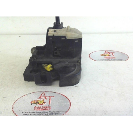 Serrure avant gauche RENAULT CLIO II PHASE 2 d’occasion