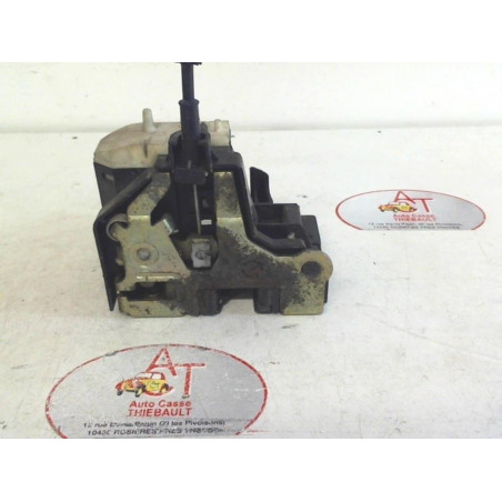 Serrure avant gauche RENAULT CLIO II PHASE 2 d’occasion
