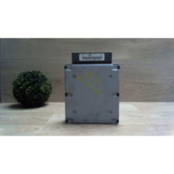 Calculateur moteur FORD MONDEO 2 d’occasion