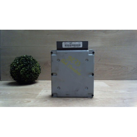 Calculateur moteur FORD MONDEO 2 d’occasion