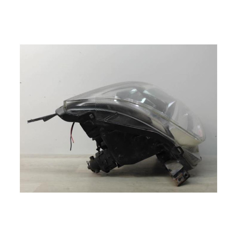 Optique avant principal droit (feux)(phare) SUZUKI IGNIS 2 d’occasion