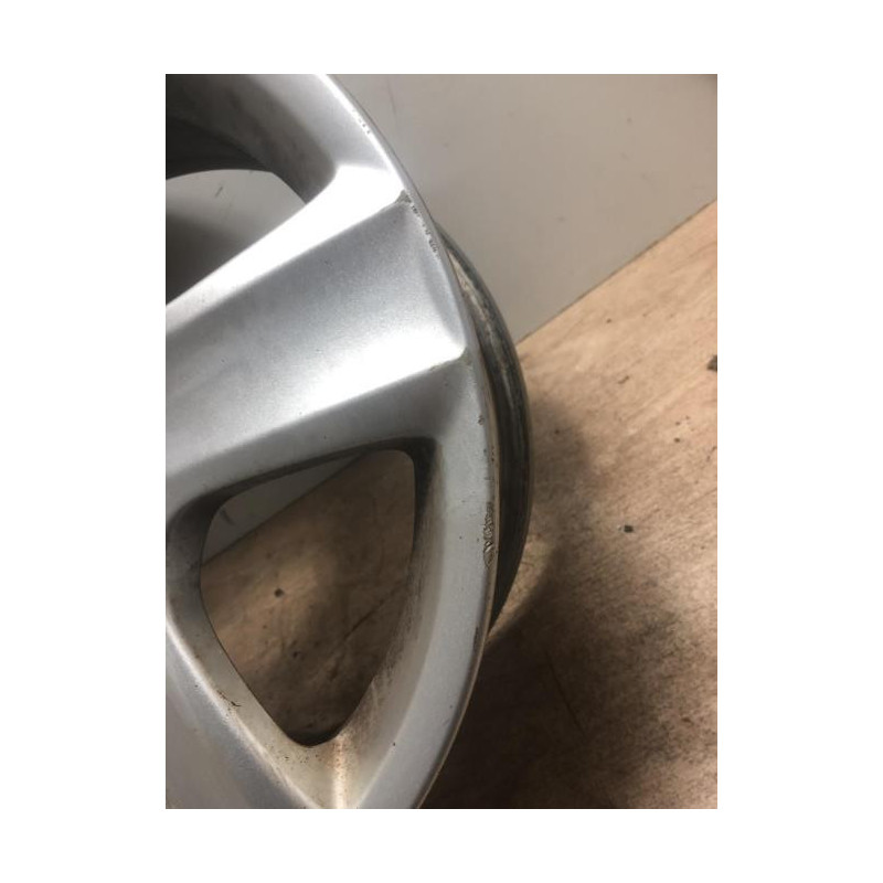Jante PEUGEOT 307 PHASE 1 BREAK d’occasion