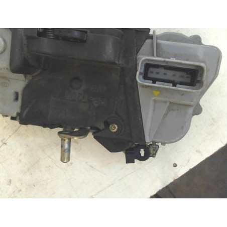 Serrure avant gauche CITROEN PICASSO PICA HDI d’occasion