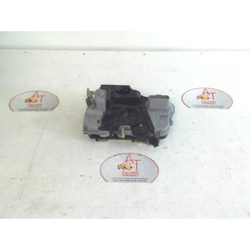 Serrure avant gauche CITROEN PICASSO PICA HDI d’occasion