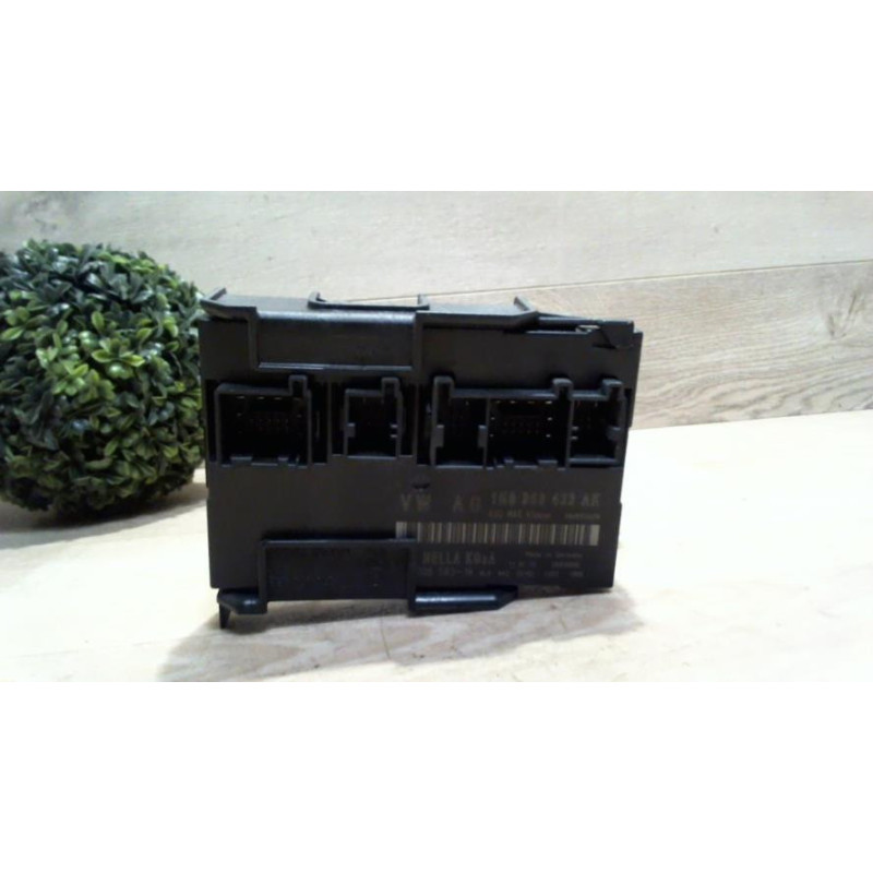 Commande de fermeture centralisee VOLKSWAGEN TOURAN 1 PHASE 1 d’occasion