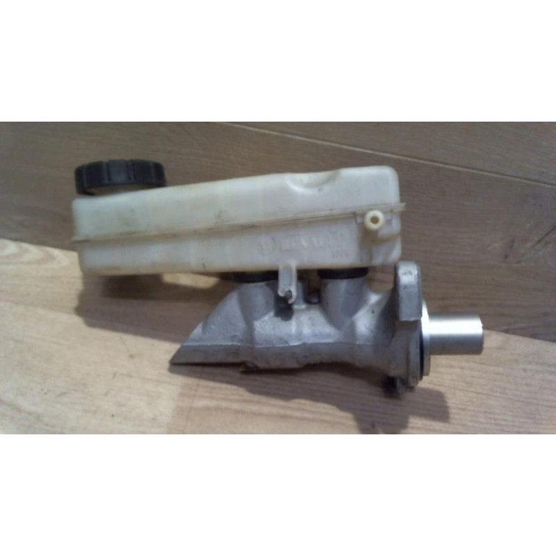 Maitre cylindre (freinage) RENAULT MEGANE 3 PHASE 1 d’occasion