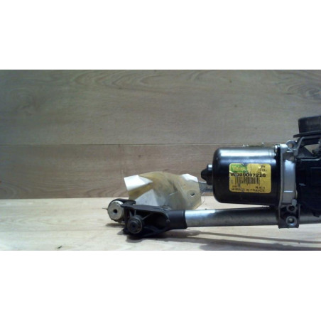 Moteur essuie glace avant RENAULT MEGANE 3 PHASE 1 d’occasion