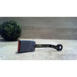 Attache ceinture avant gauche TOYOTA COROLLA VERSO 2 PHASE 2 d’occasion