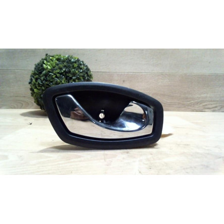Poignee interieur avant droit RENAULT MEGANE 3 PHASE 1 d’occasion