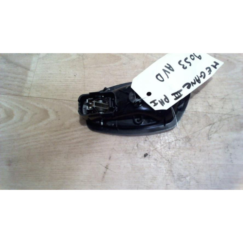 Poignee interieur avant droit RENAULT MEGANE 3 PHASE 1 d’occasion