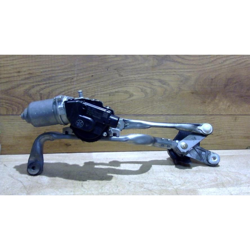 Moteur essuie glace avant TOYOTA YARIS 3 PHASE 1 d’occasion