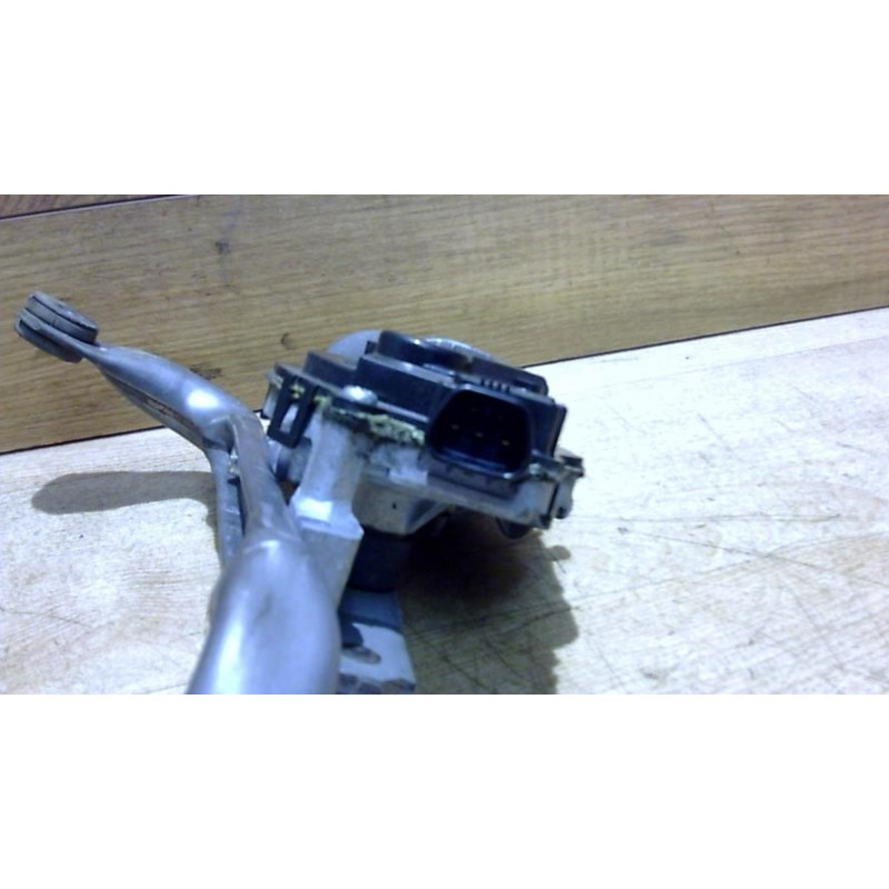 Moteur essuie glace avant TOYOTA YARIS 3 PHASE 1 d’occasion