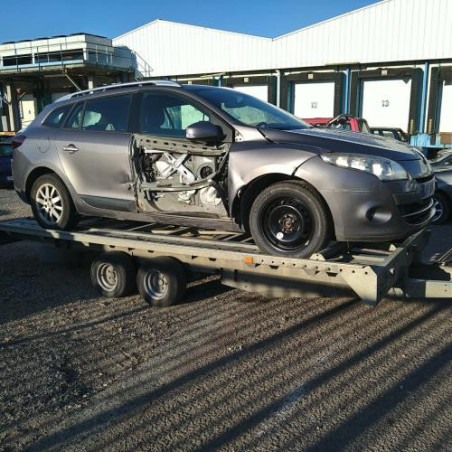 Serrure avant droit RENAULT MEGANE 3 PHASE 1 BREAK d’occasion