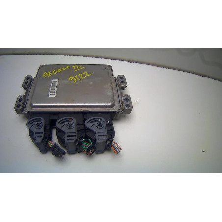 Calculateur moteur RENAULT  d’occasion
