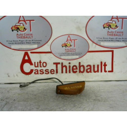 Optique avant secondaire droit (feux)(clignotant) MAZDA 323 I d’occasion
