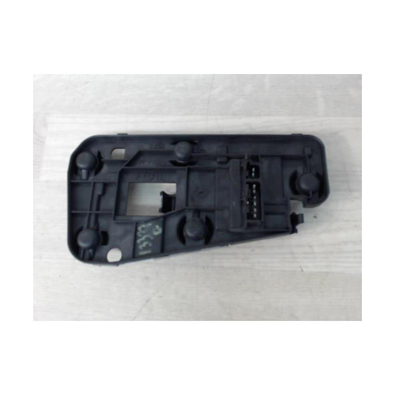 Platine feu arriere gauche PEUGEOT 306 PHASE 1 d’occasion