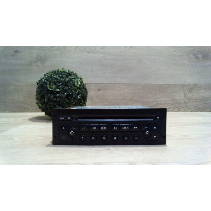 Autoradio d'origine PEUGEOT 1007 d’occasion