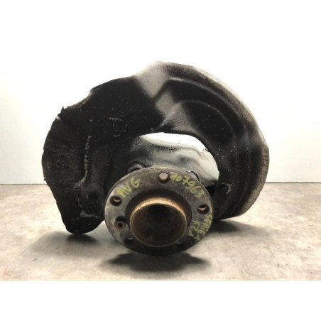 Fusee avant gauche BMW SERIE 1 F21 PHASE 1 d’occasion