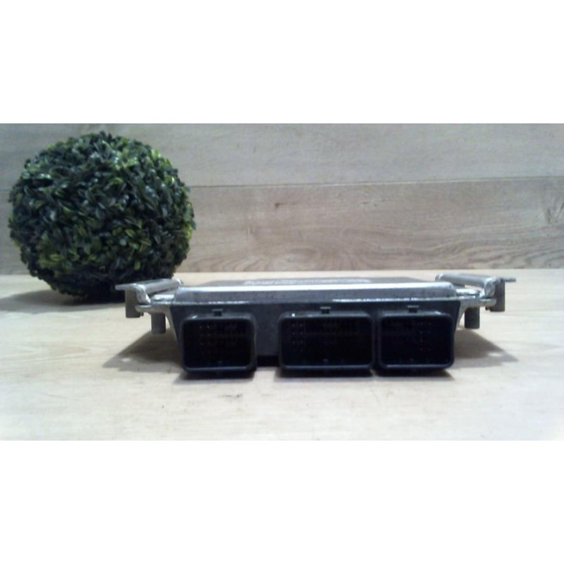 Calculateur moteur PEUGEOT 1007 d’occasion