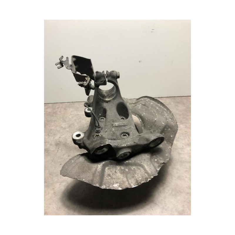 Fusee avant gauche BMW SERIE 1 F21 PHASE 1 d’occasion