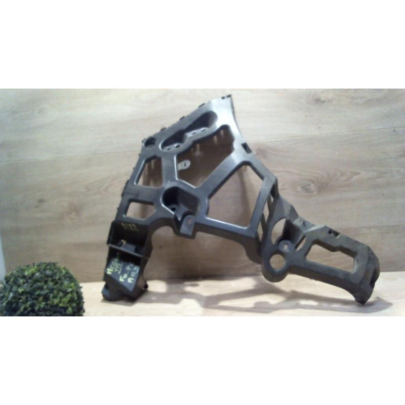 Moulure de pare choc arriere RENAULT  d’occasion