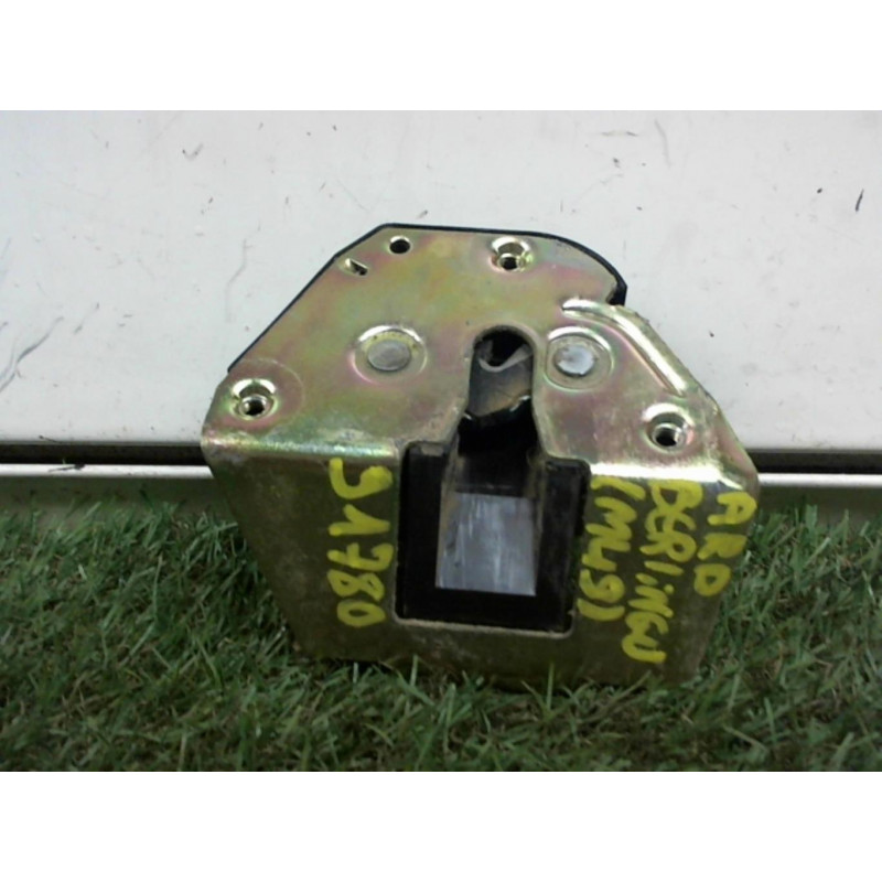 Serrure de coffre CITROEN BERLINGO (M49/M59) FOURGON PHASE 2 d’occasion