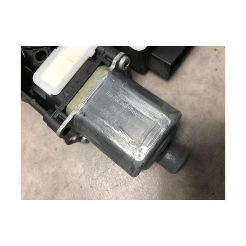 Moteur leve vitre arriere droit VOLKSWAGEN TIGUAN 2 PHASE 1 d’occasion