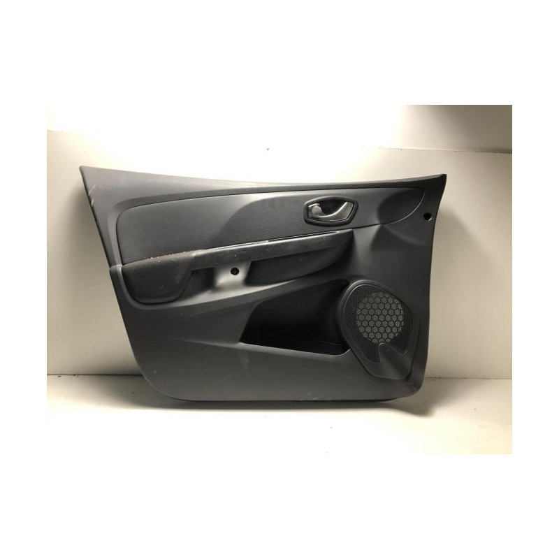 Panneau de porte avant gauche RENAULT CLIO 4 PHASE 1 d’occasion