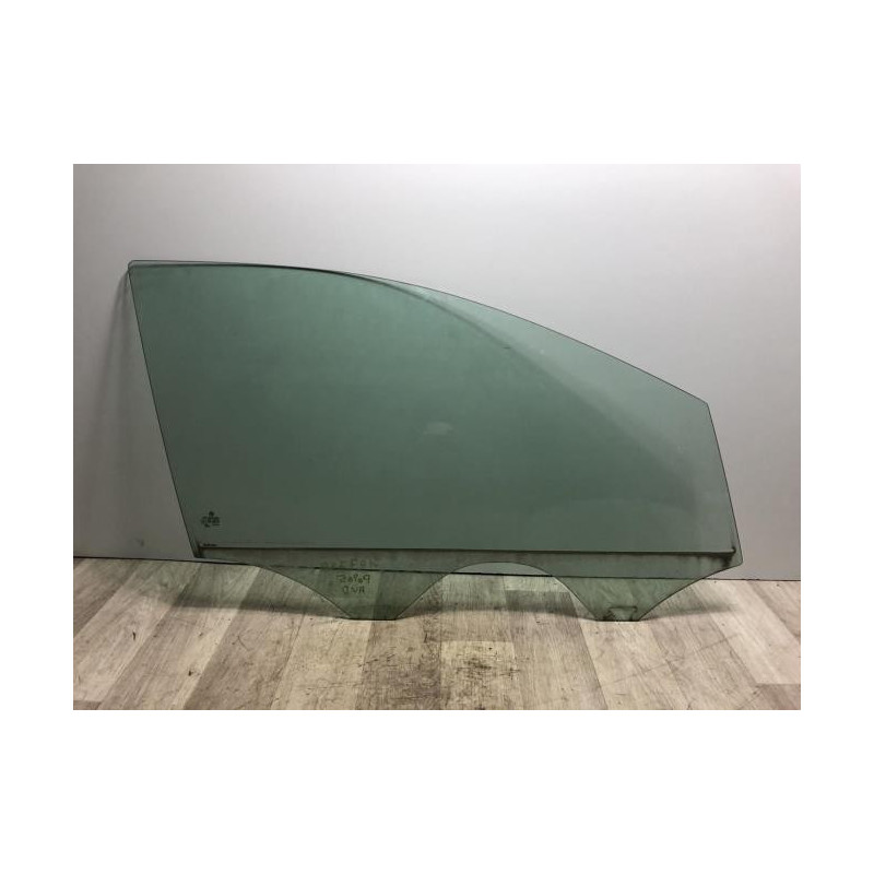 Vitre avant droit VOLKSWAGEN POLO 5 PHASE 2 d’occasion