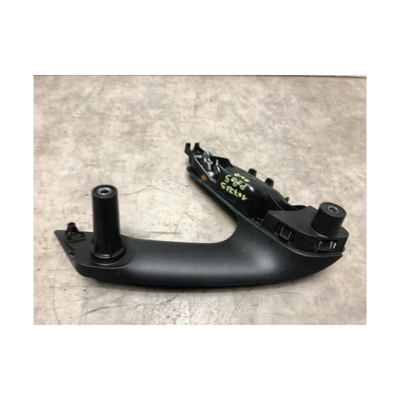 Poignee interieur avant droit VOLKSWAGEN POLO 5 PHASE 2 d’occasion
