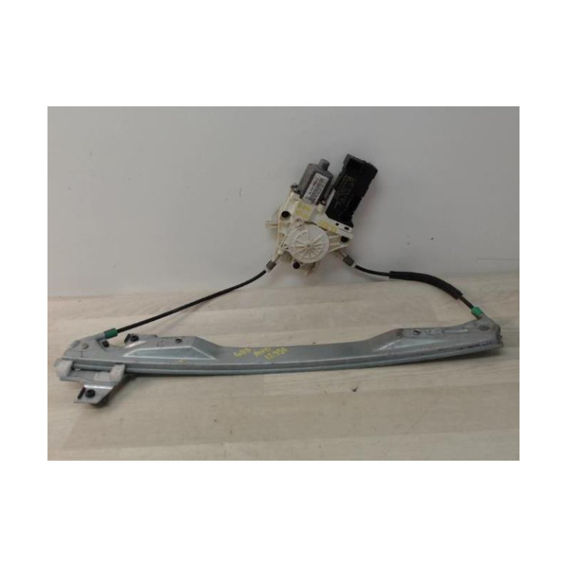 Leve vitre electrique avant gauche PEUGEOT 407 PHASE 1 BREAK d’occasion