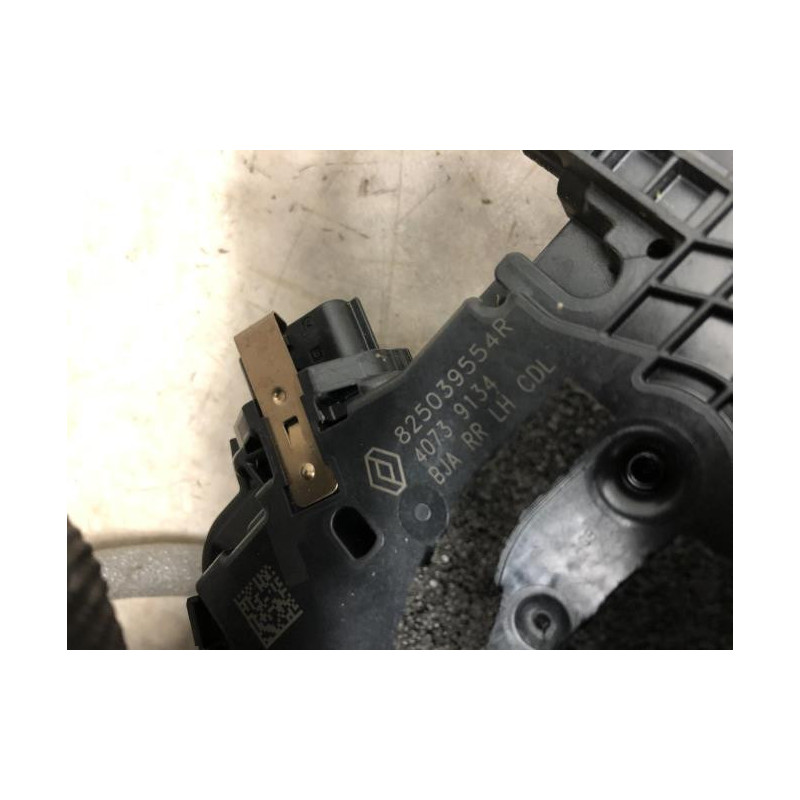Serrure arriere gauche RENAULT CLIO 5 d’occasion