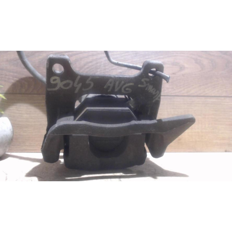 Etrier avant droit (freinage) SMART FORTWO 2 COUPE d’occasion
