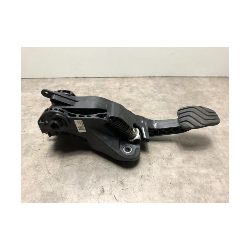Pedalier d'embrayage RENAULT CLIO 5 d’occasion