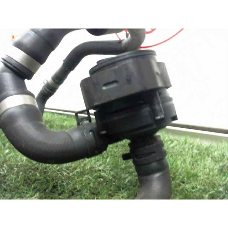 Pompe de circulation d'eau, chauffage auxiliaire MERCEDES CLASSE GLA (X156) d’occasion