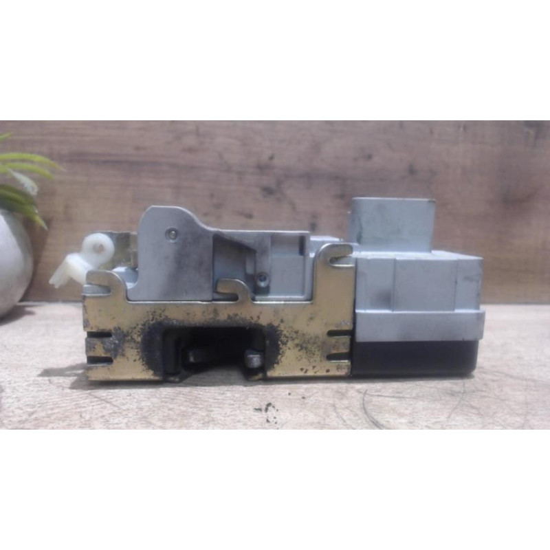 Serrure avant droit CITROEN C5 1 PHASE 2 d’occasion